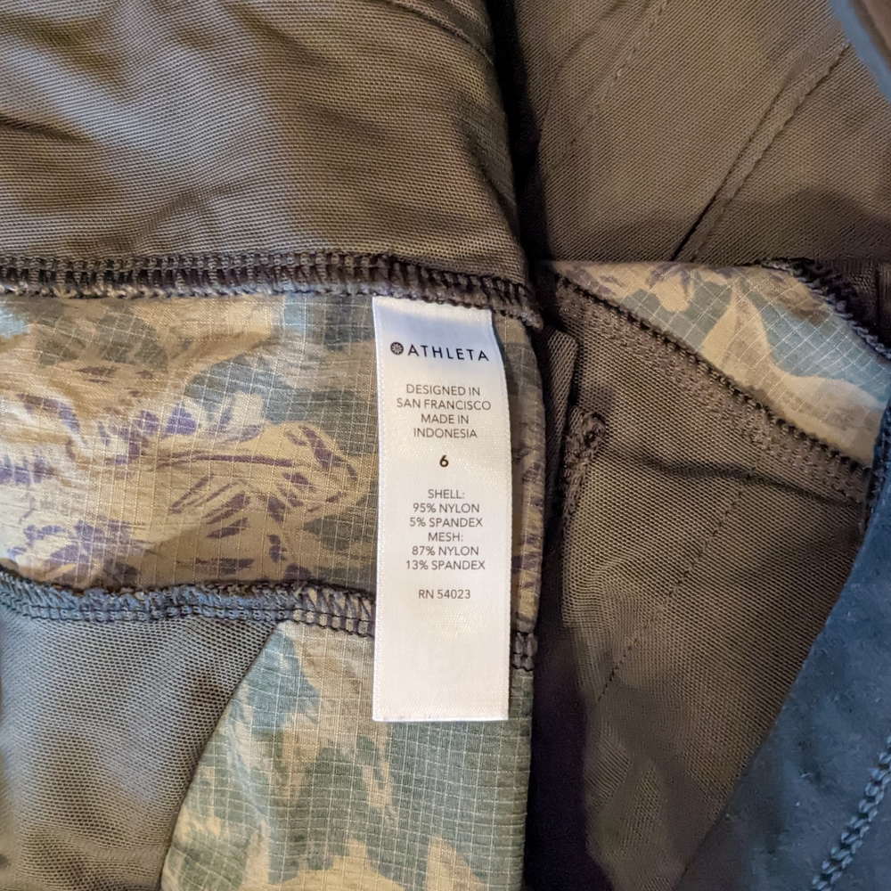 ATHLETA Trekkie North Printed Jogger Terra Firma Olive Size 6 - Picture 7 of 9